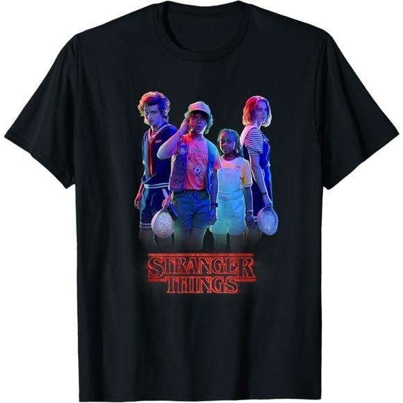 Stranger Things  Steve & Robin Scoops Ahoy Babysitter T-Shirt - Picture 1 of 4